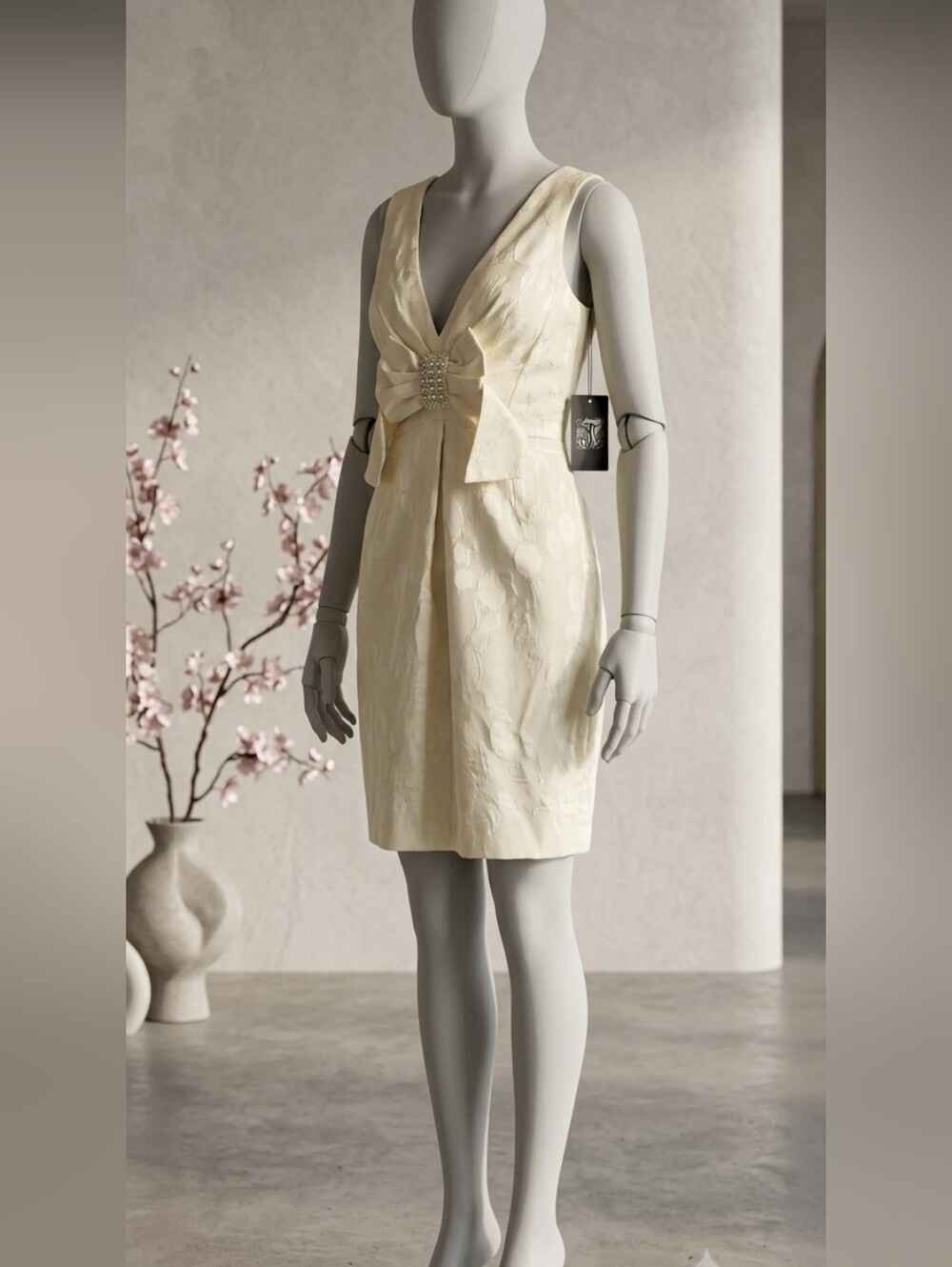 Dress jax color  cream  new